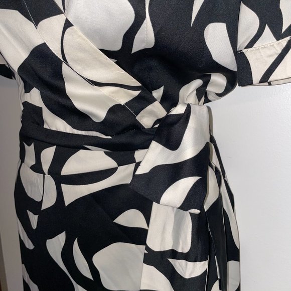 H&M Fit & Flare Wrap Dress Black and White Size 10 - Picture 2 of 5